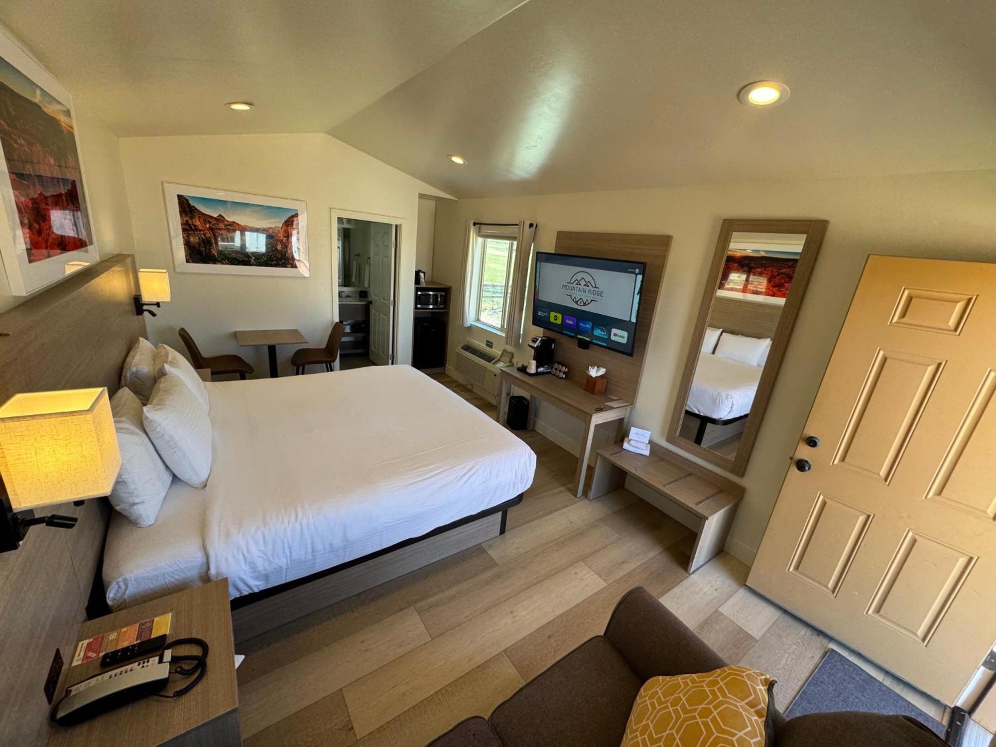 Mountain Ridge Cabins & Lodging Between Bryce And Zion National Park Hatch Exteriör bild